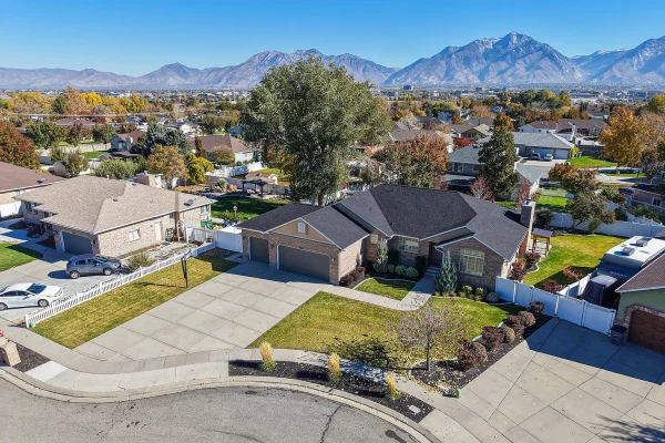 73b957a79a05f4bb22afa6ecc44c274d-uncropped_scaled_within_1536_1152 73b957a79a05f4bb22afa6ecc44c274d-uncropped_scaled_within_1536_1152